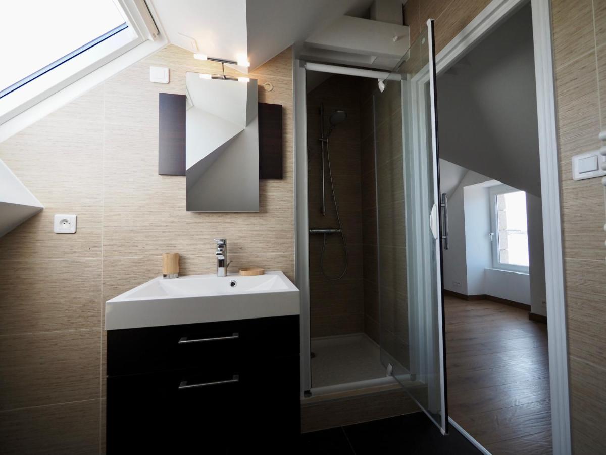Emplacement De Reve, Maison A 20m Des *